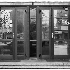 67pan-bw-2024-007-05 : 7:30min, IlfordD400, IlfotecHC 1:31, Mamiya7, Pano, Plzen
