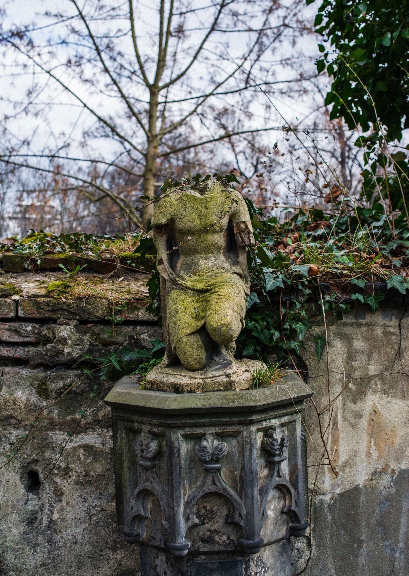2015-03-28-0120-2-Exposure